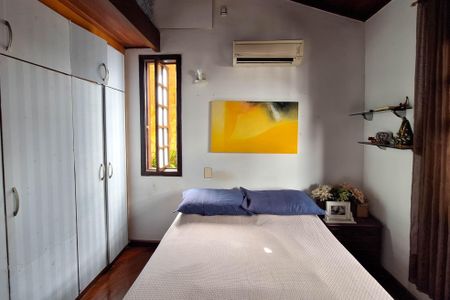 Casa de condomínio à venda com 235m², 4 quartos e 2 vagasQuarto 1