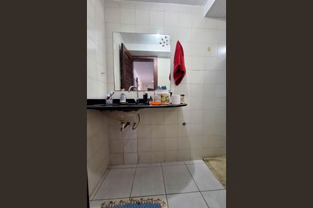 Casa de condomínio à venda com 235m², 4 quartos e 2 vagasBanheiro da Suíte 1