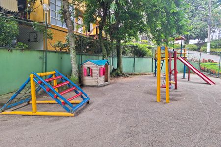 Casa de condomínio à venda com 235m², 4 quartos e 2 vagasÁrea comum