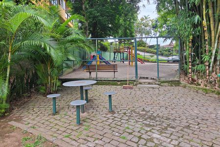 Casa de condomínio à venda com 235m², 4 quartos e 2 vagasÁrea comum
