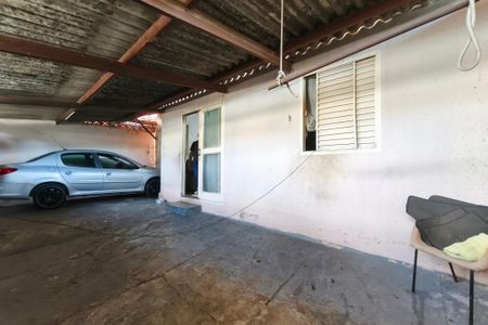 Casa à venda com 200m², 4 quartos e 2 vagasQuintal - Garagem