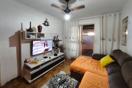 Casa à venda com 200m², 4 quartos e 2 vagasSala