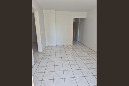 Sala de apartamento para alugar com 2 quartos, 56m² em Residencial Eldorado, Goiânia