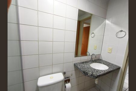 Apartamento para alugar com 56m², 2 quartos e 1 vagaBanheiro