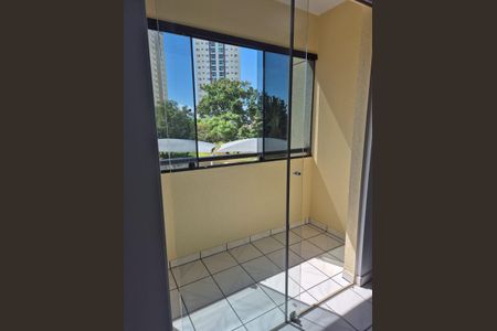 Apartamento para alugar com 56m², 2 quartos e 1 vagaVaranda