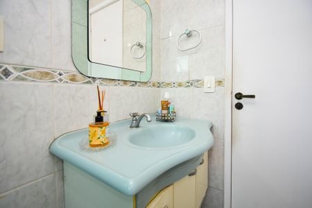 Apartamento à venda com 68m², 2 quartos e 1 vagabanheiro
