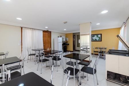 Apartamento para alugar com 150m², 2 quartos e 1 vagaÁrea comum - Salão de festas