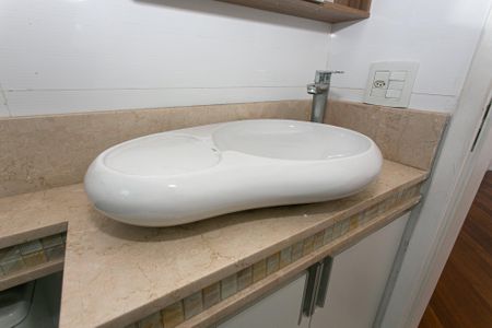 Apartamento à venda com 122m², 3 quartos e 3 vagasBanheiro da Suíte