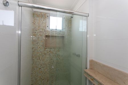 Apartamento à venda com 122m², 3 quartos e 3 vagasBanheiro da Suíte