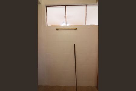 Casa para alugar com 158m², 3 quartos e sem vagaBanheiro de serviço