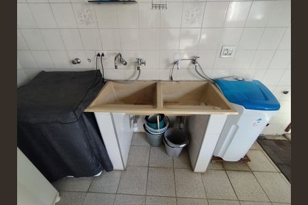 Casa para alugar com 245m², 3 quartos e 4 vagas Casa para alugar com 245m², 3 quartos e 4 vagasÁrea de Serviço