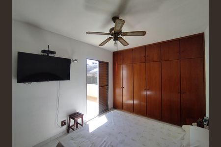 Casa para alugar com 245m², 3 quartos e 4 vagas Casa para alugar com 245m², 3 quartos e 4 vagasQuarto 2