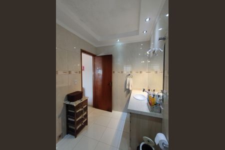 Casa para alugar com 245m², 3 quartos e 4 vagas Casa para alugar com 245m², 3 quartos e 4 vagasBanheiro - torneira