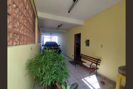 Casa para alugar com 245m², 3 quartos e 4 vagas Casa para alugar com 245m², 3 quartos e 4 vagasGaragem