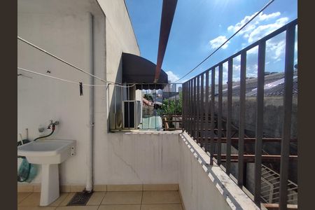 Casa para alugar com 245m², 3 quartos e 4 vagas Casa para alugar com 245m², 3 quartos e 4 vagasVaranda