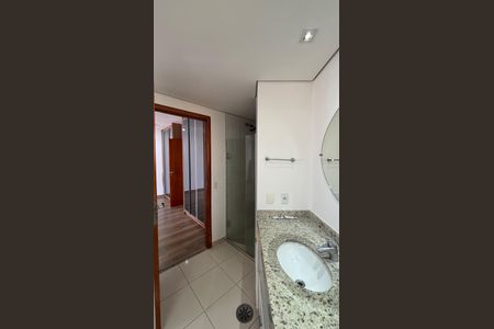 Apartamento para alugar com 90m², 1 quarto e 2 vagasBanheiro da Suíte