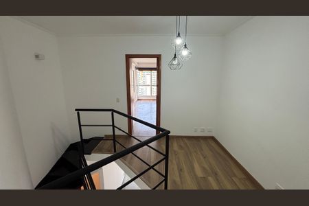Apartamento para alugar com 90m², 1 quarto e 2 vagasEscritorio 