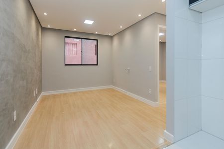 Sala de apartamento para alugar com 2 quartos, 44m² em Vila Damaceno, São Paulo