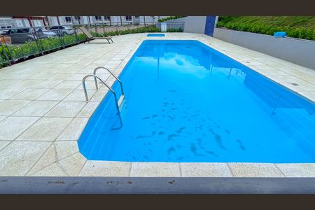 Casa de condomínio à venda com 60m², 2 quartos e 1 vagaÁrea comum - Piscina