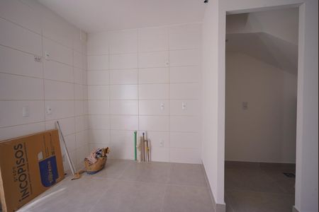 Sala - cozinha de casa de condomínio para alugar com 2 quartos, 60m² em Vila Nova, Porto Alegre