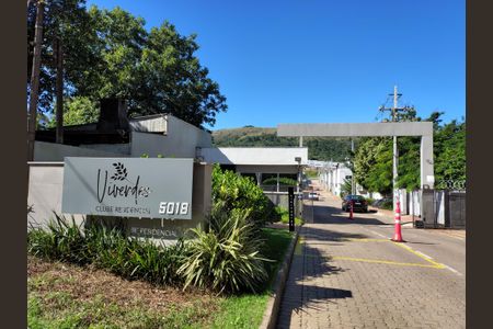 Casa de condomínio para alugar com 60m², 2 quartos e 1 vagaFachada e portaria