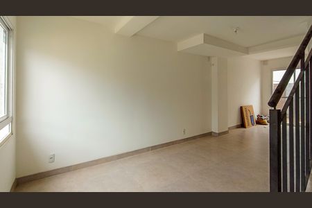 Sala  de casa de condomínio para alugar com 2 quartos, 60m² em Vila Nova, Porto Alegre