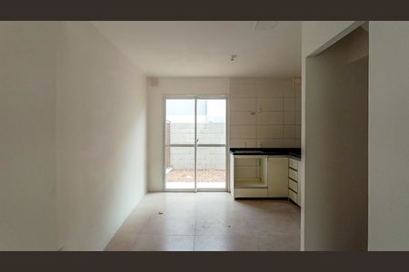 Casa de condomínio à venda com 60m², 2 quartos e 1 vagaCozinha 
