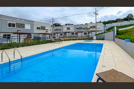 Casa de condomínio à venda com 60m², 2 quartos e 1 vagaÁrea comum - Piscina
