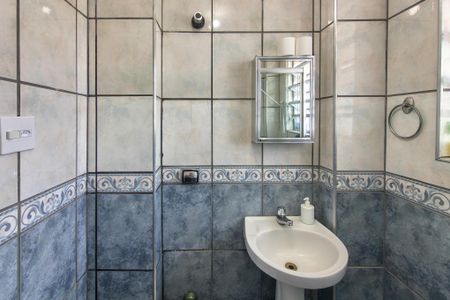 Apartamento para alugar com 38m², 1 quarto e sem vagaBanheiro 