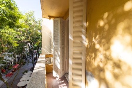 Apartamento à venda com 117m², 3 quartos e sem vagaSacada