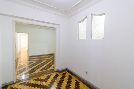 Entrada de apartamento à venda com 3 quartos, 117m² em Centro Histórico, Porto Alegre