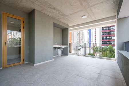 Sala - Varanda de apartamento à venda com 3 quartos, 108m² em Sumaré, São Paulo