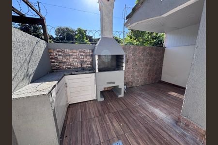 Casa de condomínio para alugar com 190m², 3 quartos e 1 vagaQuintal