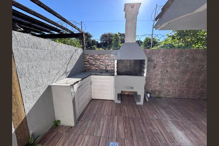 Casa de condomínio para alugar com 190m², 3 quartos e 1 vagaQuintal