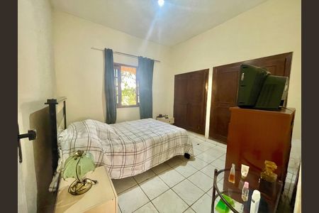 Casa para alugar com 2 quartos, 210m² em Santa Cruz, Belo Horizonte