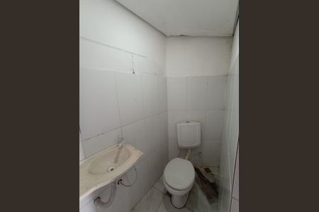 Casa à venda com 123m², 3 quartos e 2 vagasBanheiro