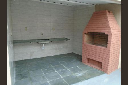 Casa à venda com 123m², 3 quartos e 2 vagasÁrea externa