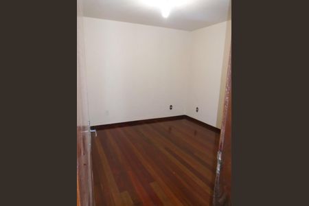 Casa à venda com 123m², 3 quartos e 2 vagasQuarto