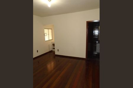 Sala de casa à venda com 3 quartos, 123m² em Santa Monica, Belo Horizonte