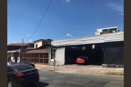 Casa à venda com 123m², 3 quartos e 2 vagasFachada