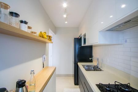 Apartamento à venda com 53m², 2 quartos e 2 vagas Apartamento à venda com 53m², 2 quartos e 2 vagasCozinha