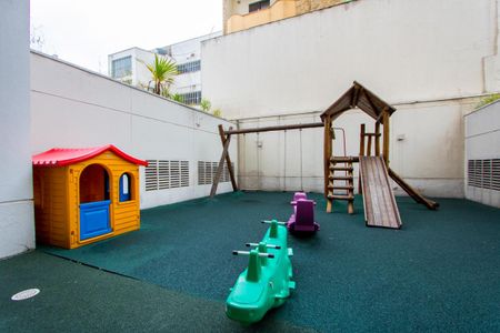Apartamento à venda com 53m², 2 quartos e 2 vagas Apartamento à venda com 53m², 2 quartos e 2 vagasÁrea comum - Playground