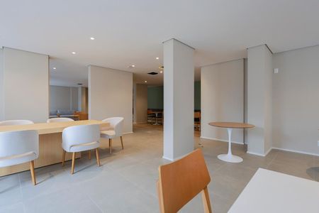Apartamento à venda com 35m², 2 quartos e sem vagaÁrea comum - Salão de festas