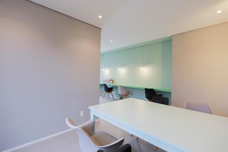 Apartamento à venda com 35m², 2 quartos e sem vagaÁrea comum - Co-working