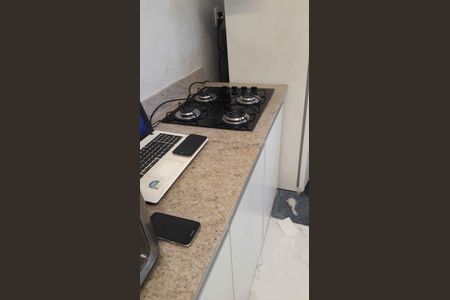 Apartamento à venda com 18m², 1 quarto e sem vaga