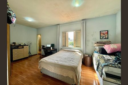 Casa para alugar com 210m², 1 quarto e sem vaga