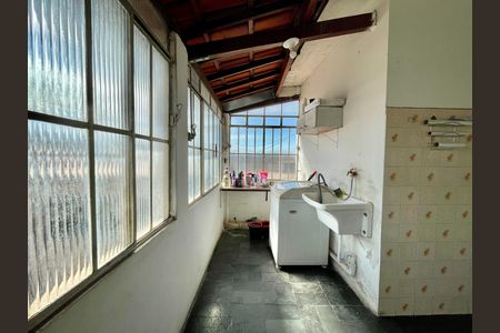 Casa para alugar com 210m², 1 quarto e sem vaga
