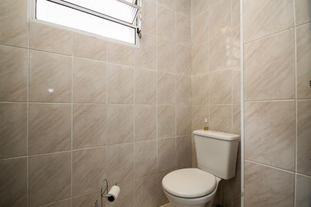 Casa de condomínio para alugar com 70m², 3 quartos e 3 vagasBanheiro