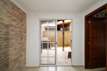 Casa de condomínio para alugar com 70m², 3 quartos e 3 vagasSala 2