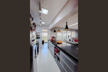 Apartamento à venda com 105m², 2 quartos e 2 vagas Apartamento à venda com 105m², 2 quartos e 2 vagasCozinha